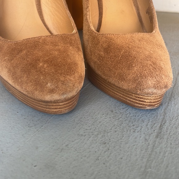 $225 Wedges in Camel - Picture 6 of 7